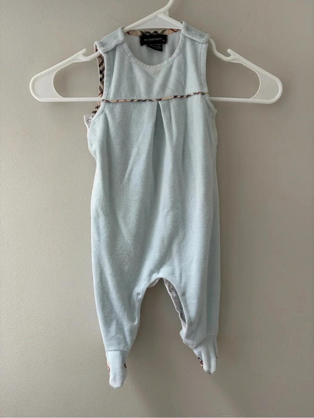 Designer Burberry Baby Blue Footed Romper 9 months classic plaid